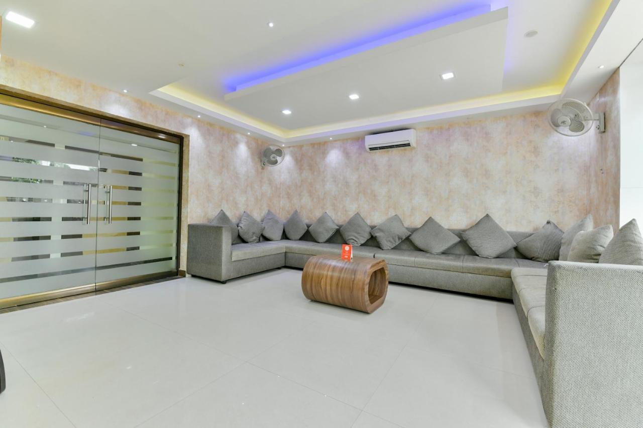 Oyo 1889 Hotel Aj Park Alappuzha Extérieur photo
