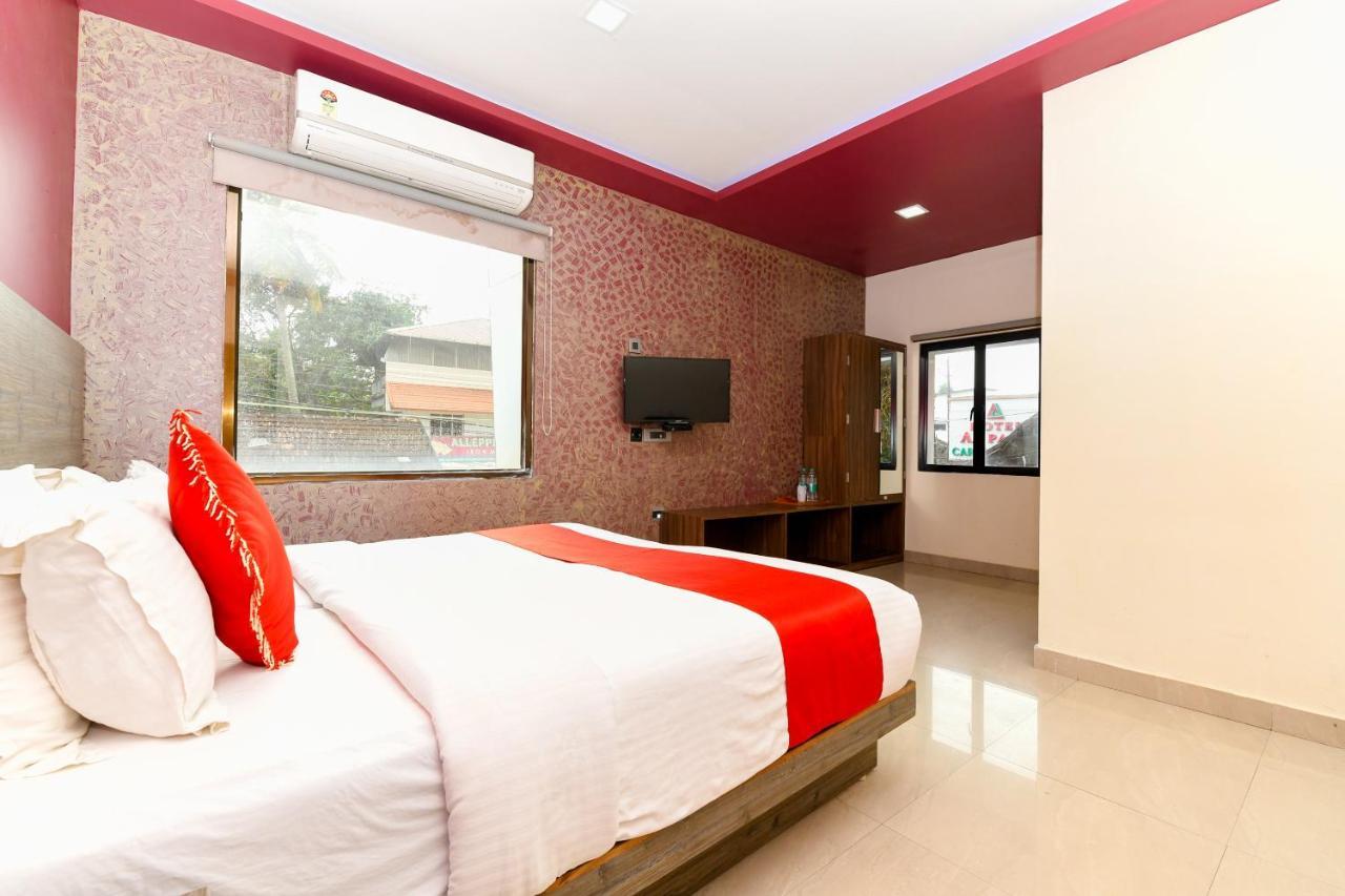 Oyo 1889 Hotel Aj Park Alappuzha Extérieur photo