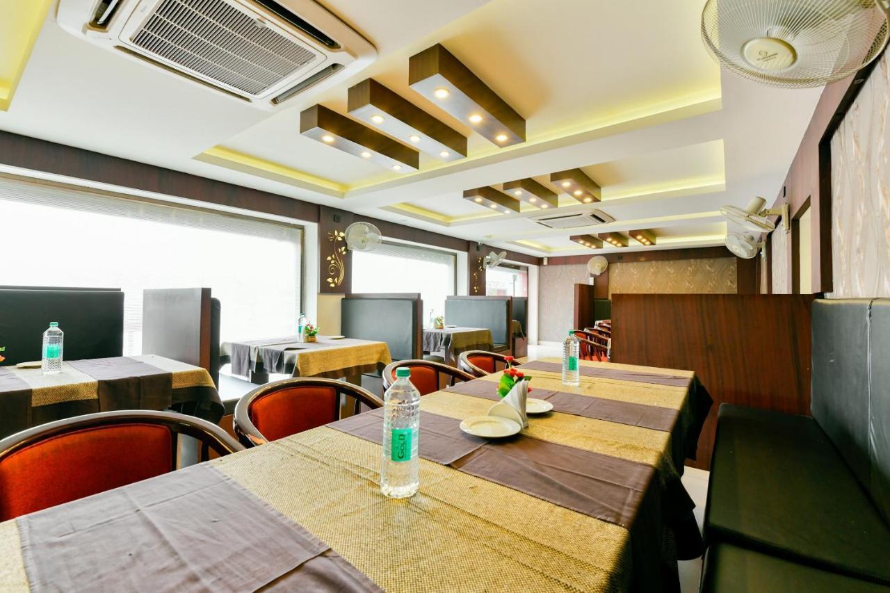 Oyo 1889 Hotel Aj Park Alappuzha Extérieur photo