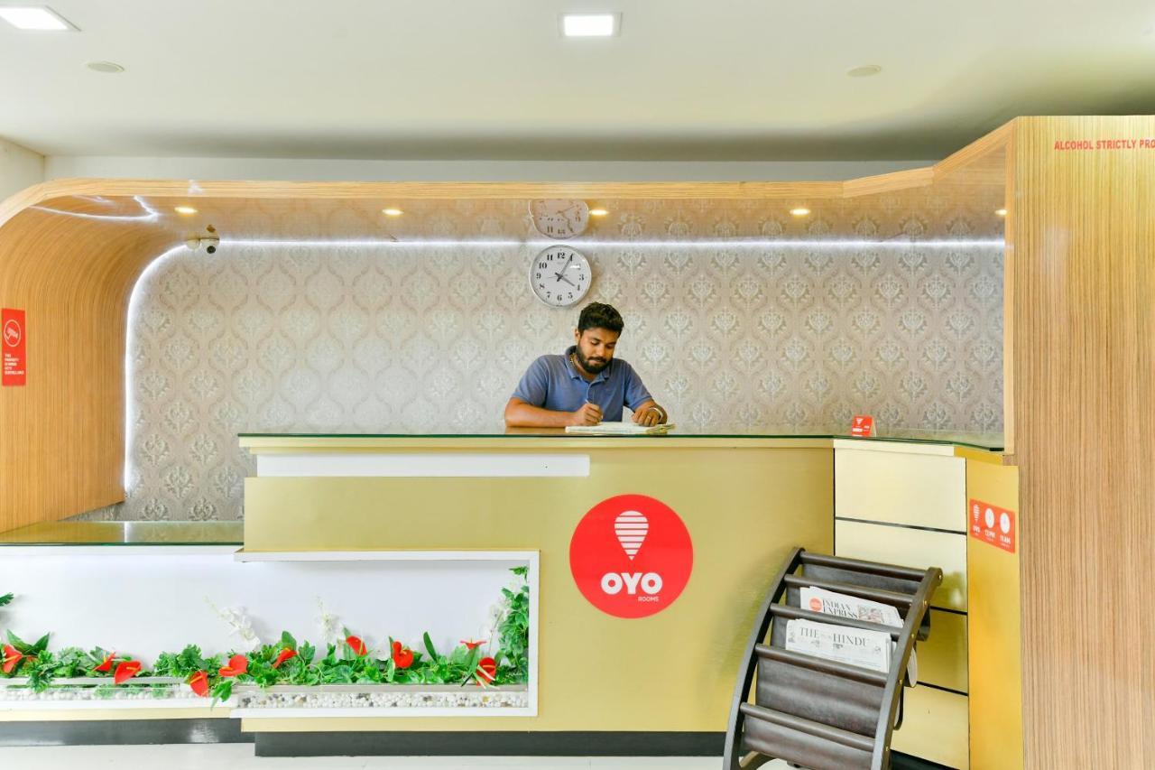 Oyo 1889 Hotel Aj Park Alappuzha Extérieur photo